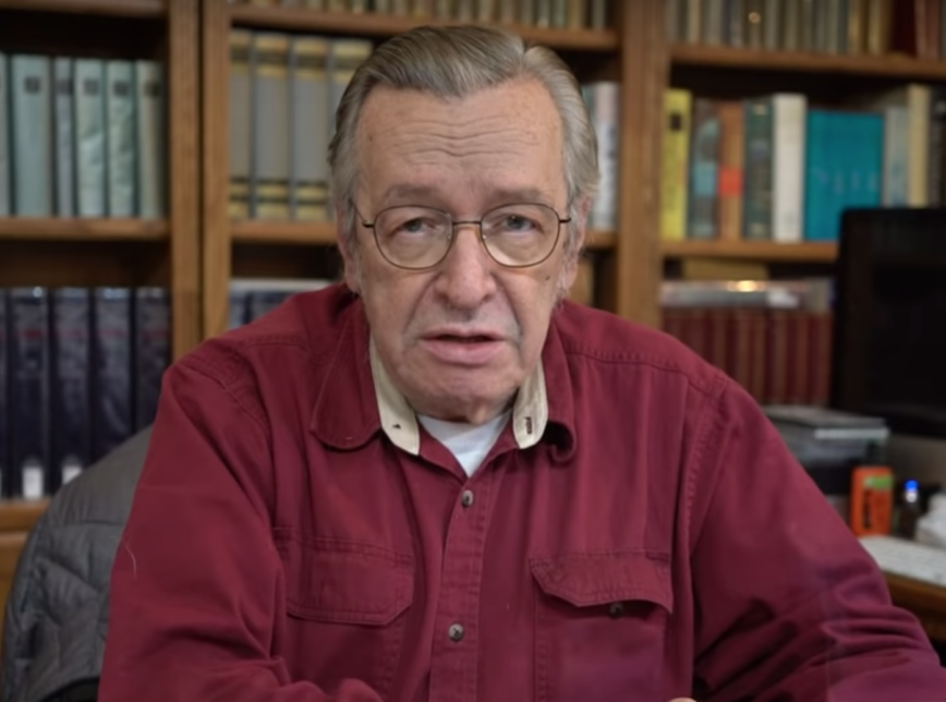 Olavo de Carvalho disse que ministros do governo de Jair Bolsonaro 'caem de joelhos' diante da imprensa